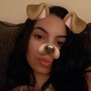 Meet your Posher, Juliana